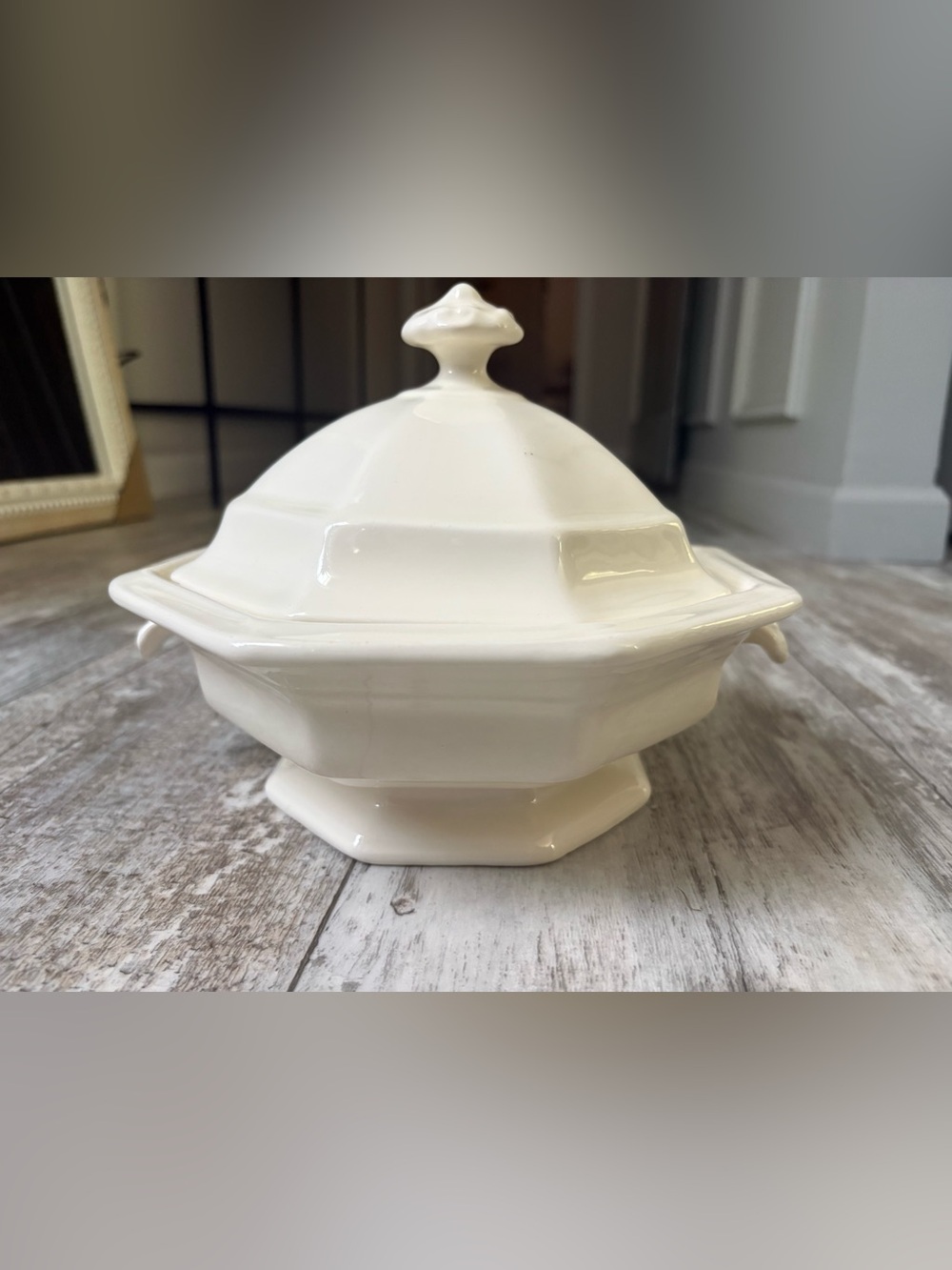 Classic Handmade Pottery White Covered Serving Tureen Elegant Home Dining Piece